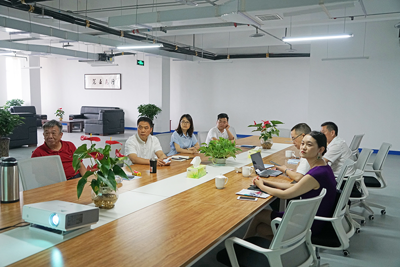 中铁工程服务有限公司来我院洽谈合作事宜